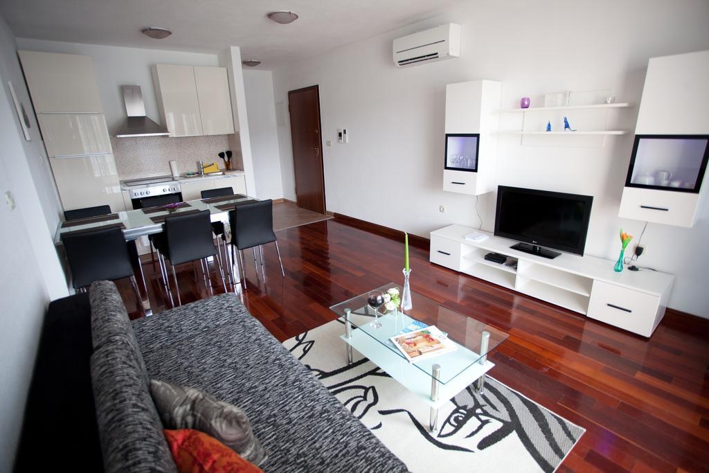 Apartments Svjetlana Трогир Номер фото