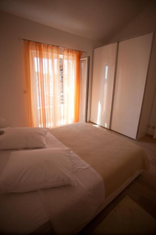 Apartments Svjetlana Трогир Номер фото