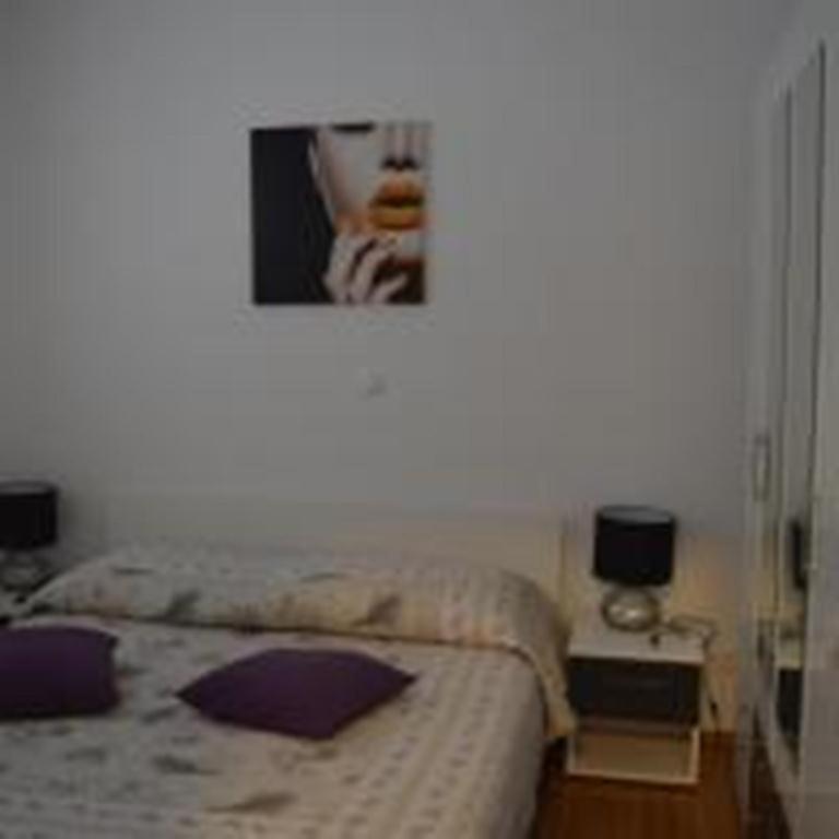 Apartments Svjetlana Трогир Экстерьер фото